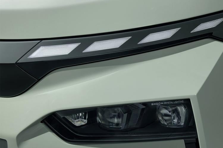 3472363 250kW vRS 82kWh 4x4 5dr Auto